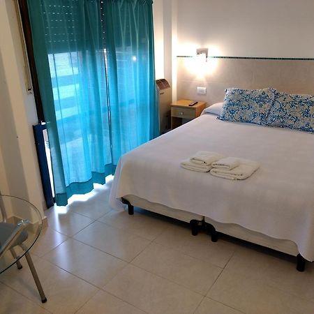 Hotel Soleares มาร์เดลปลาตา ภายนอก รูปภาพ